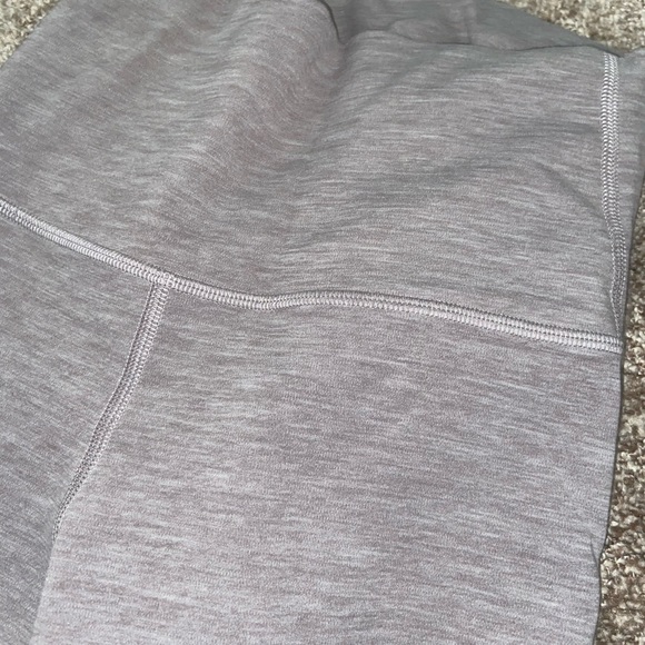 Lululemon align leggings - Picture 3 of 4